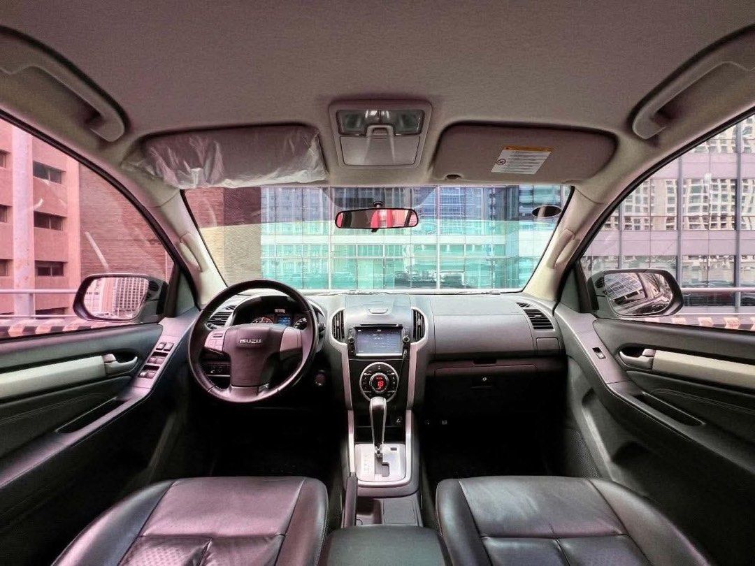 Isuzu Mu-X (Category: Used Cars) located in Makati City. Submitted by maby_latido05 (Listing ID 1468723046, Image 3). Description: 2015 Isuzu MUX 4x2 LSA 2.5 Diesel AT 87k ALL IN DP PROMO‼️🔥 2 YRS - Php 35,302 3 YRS - Php 25,507 4 YRS - Php 21,151 (Chattel & Insurance included) FAST APPROVAL (Higher DP will lower monthly payments) FREE FULL VEHICLE SCANNING FREE Transfer FREE Detailing FREE Bank Processing 100% LEGIT MILEAGE 1ST OWNERSHIP Well-m
