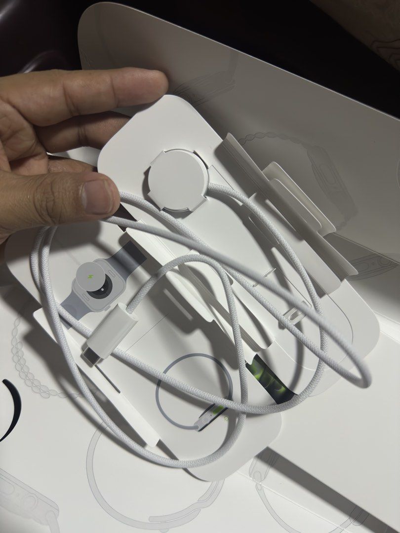 Iwatch 11 Series 42 mm (Category: Wearables & Smart Watches) located in Manila. Submitted by kharl23 (Listing ID 1468831581, Image 2). Description: Brand new Iwatch 11 Series. RS: Will buy the 46 mm. Masyado maliit for me. .