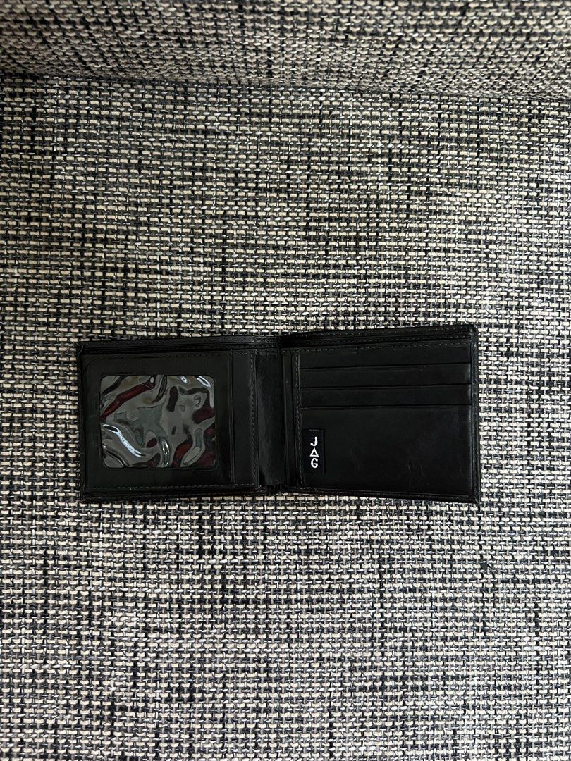 JAG Leather Wallet (Category: Wallets & Card Holders) located in Cainta. Submitted by vrenaussiegoods (Listing ID 1468927416, Image 3). Description: .