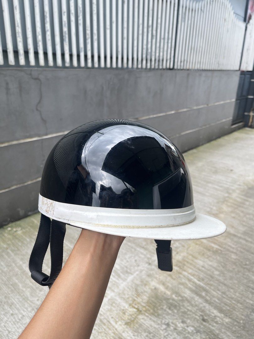 Japan helmet (Category: Helmets and other Riding Gears) located in Bulacan. Submitted by levidiff (Listing ID 1468719575, Image 2). Description: Japan helmet Bosozoku style Working lock straps Issue: slight scratches.