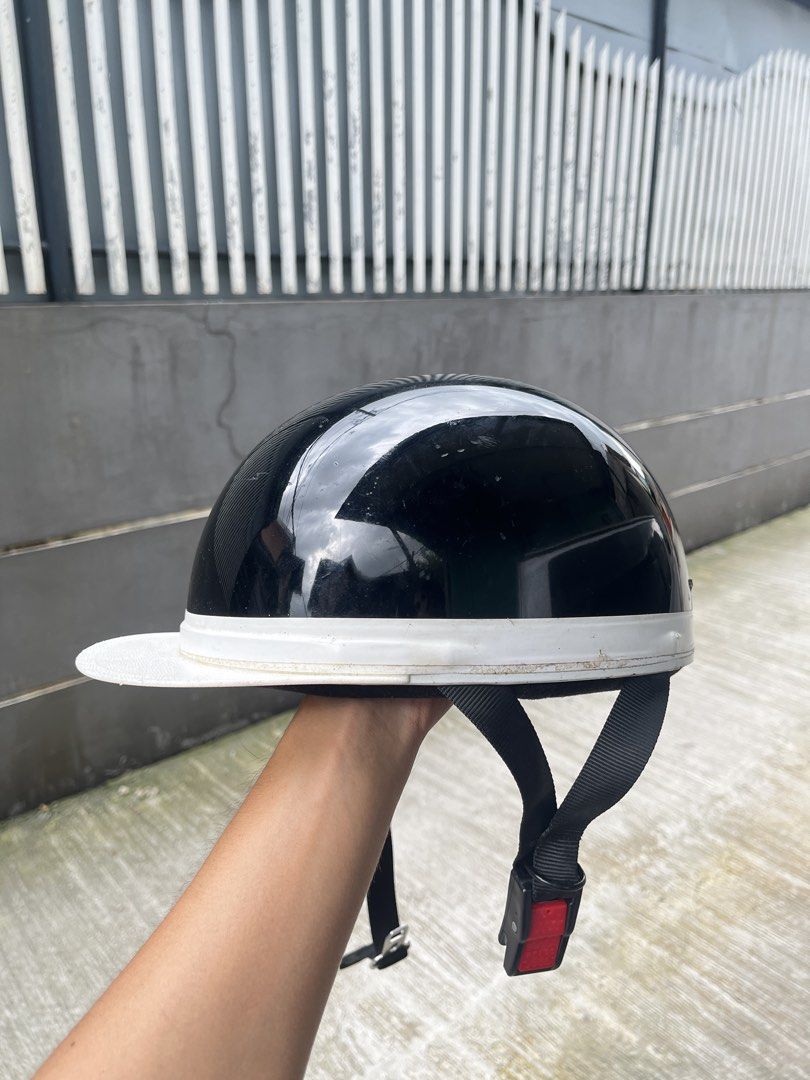 Japan helmet (Category: Helmets and other Riding Gears) located in Bulacan. Submitted by levidiff (Listing ID 1468719575, Image 1). Description: Japan helmet Bosozoku style Working lock straps Issue: slight scratches.