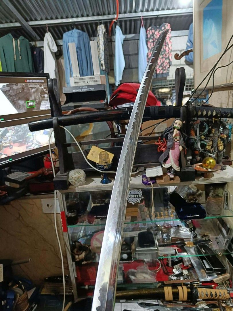 Japanese wooden sword (Category: Other Home Decor) located in Paranaque City. Submitted by jhedplus (Listing ID 1468872302, Image 3). Description: Please read! For sure buyer only! NO COD/COP No reservation The items will be sold to the first payer w/o prior notice. Verbal reservations are not acceptable. Note: All items are vintage. Please manage your expectations accordingly. G cash payment. Shipping via Lalamove Metro Manila. For province: J a