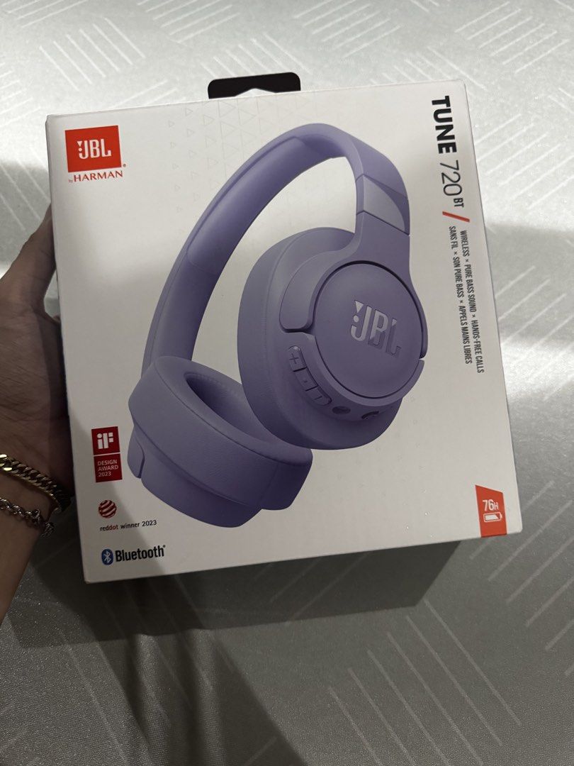 JBL Tune 720BT (Category: Headphones & Headsets) located in Marikina City. Submitted by bryanroblesss (Listing ID 1468840278, Image 1). Description: JBL TUNE 720BT Brand New Sealed SRP at ₱4,699 - Selling it below SRP Sale for only ₱3,500 Fixed 📍Marikina - Pickup sa house or deliver thru lalamove (buyer shoulder fee).