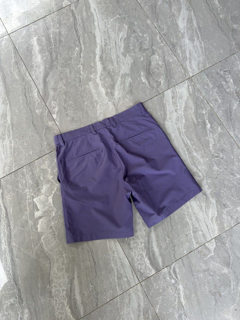 j.lindeberg SHORT (Category: Shorts) located in Makati City. Submitted by roldanamparo (Listing ID 1468762914, Image 2). Description: J.Lindeberg Short Color rate 9.8/10 •Waist:32 •Length:17 •Leg Opening:10.8 Pm📩.