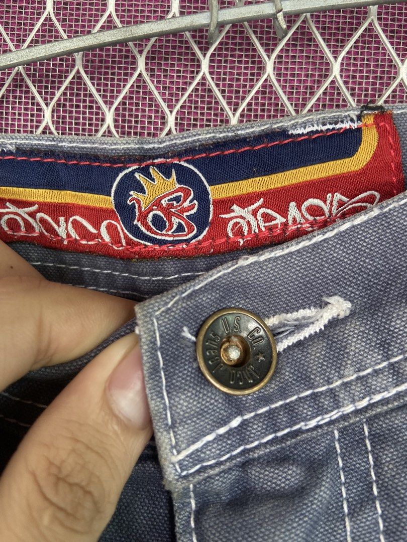 JNCO JEANS JORTS (Category: Shorts) located in Pasig City. Submitted by tindaniyhuri (Listing ID 1468799898, Image 3). Description: Jnco jeans 8pockets jorts Size W 32 L24 Leghole 13.