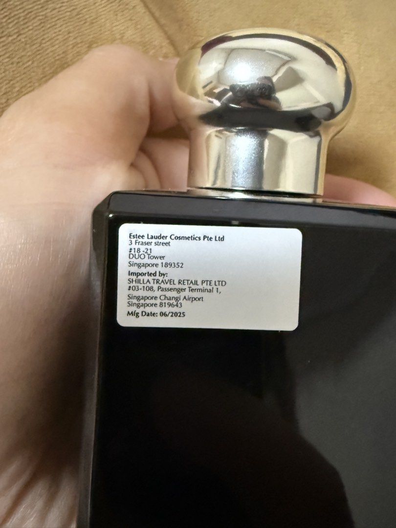 Jo Malone Tuberose Angelica (Category: Fragrance & Deodorants) located in Paranaque City. Submitted by robear26 (Listing ID 1468749873, Image 2). Description: 100% authentic No more box 50ml bottle, please see juice level for reference .