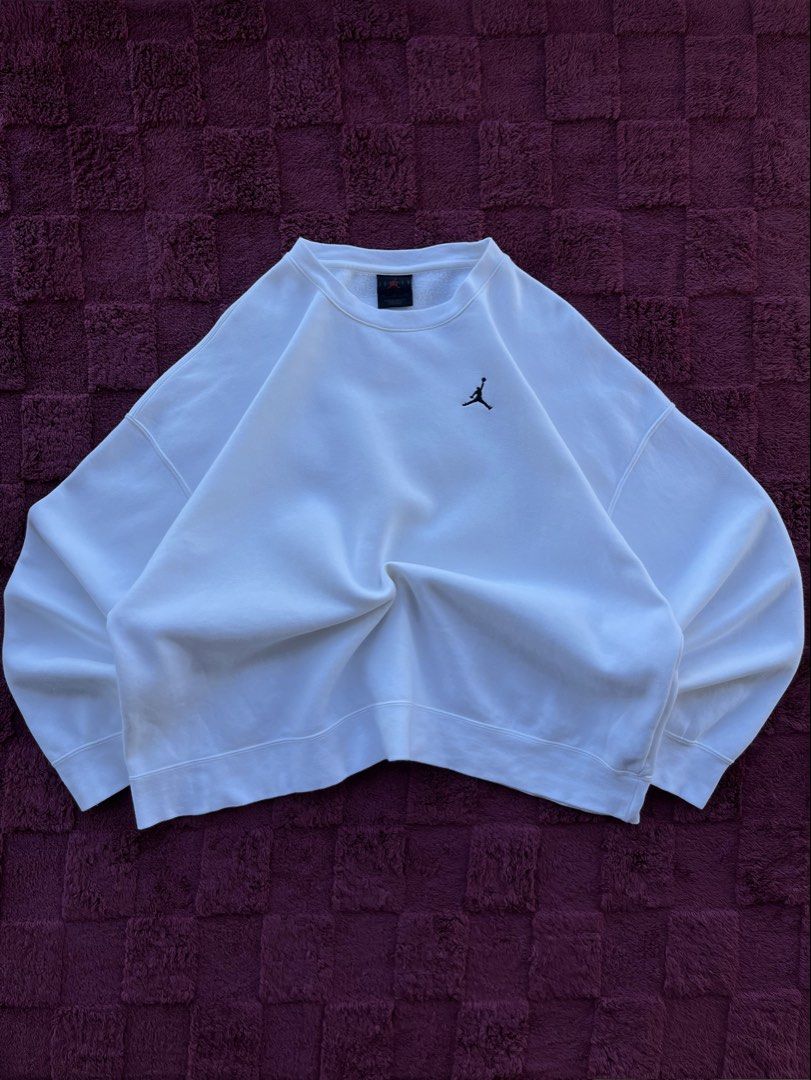 Jordan Brooklyn Fleece Crewneck (Category: Coats, Jackets and Outerwear) located in Manila. Submitted by thriftm.e (Listing ID 1468922471, Image 1). Description: Dimes (in inches) Length: 26.5 Width: 27 XL ON TAG Condition: 10/10 Color Rate: 10/10 Issue: None.