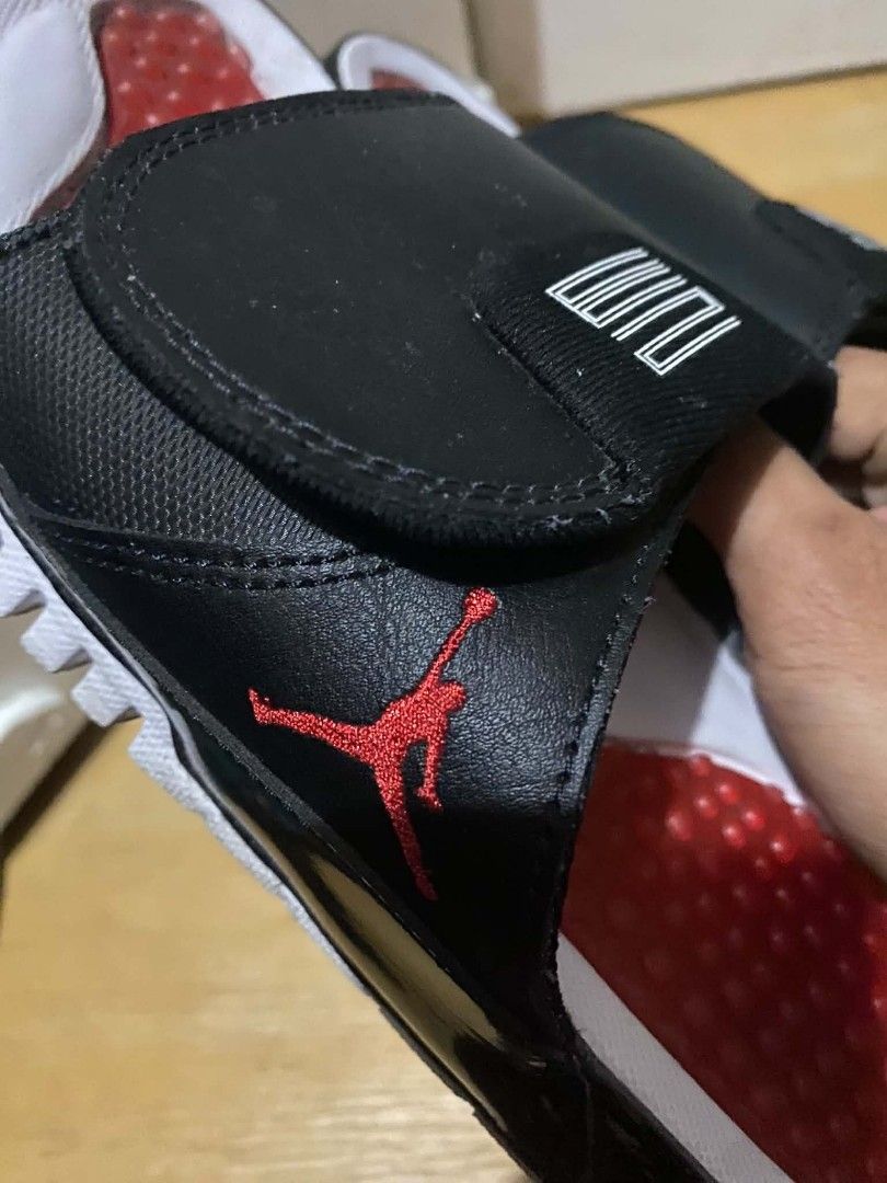 JORDAN HYDRO 11 VARSITY RED (Category: Slippers & Slides) located in Manila. Submitted by crlespino (Listing ID 1468830805, Image 2). Description: GOOD AS NEW MINSAN LANG NAGAMIT WALA LANG BOX.