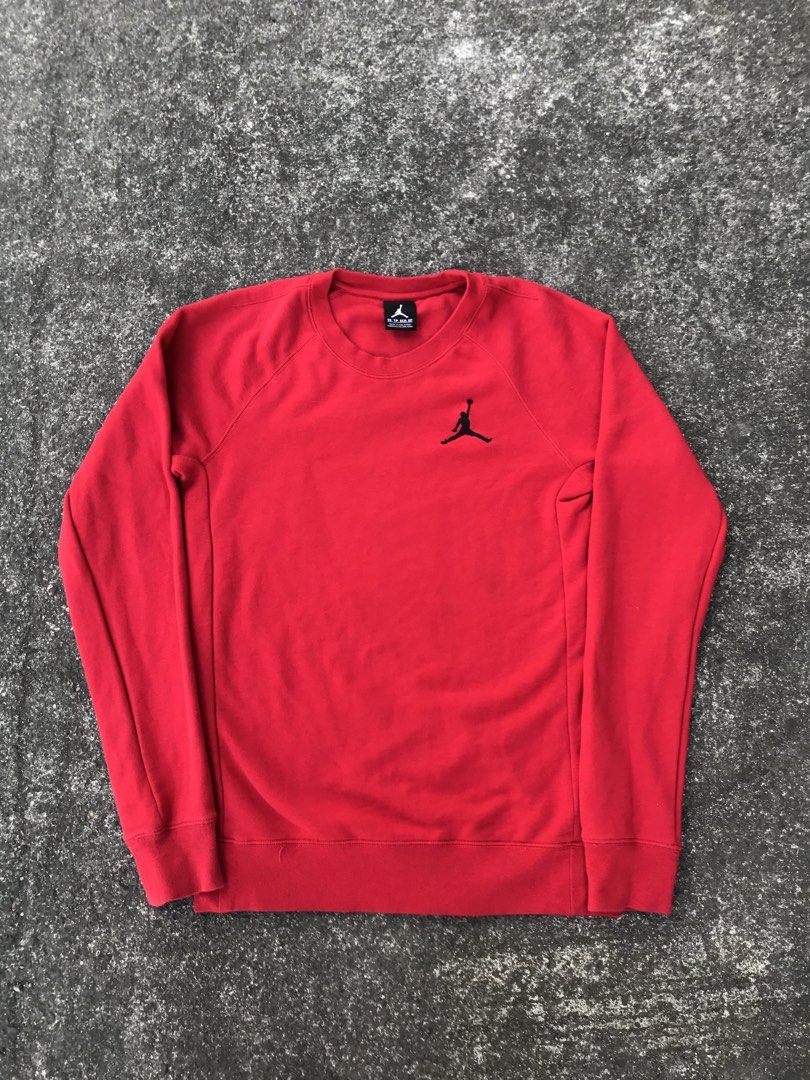 JORDAN SWEATSHIRT (Category: Tshirts & Polo Shirts ) located in Imus. Submitted by chararatzx. (Listing ID 1468878526, Image 2). Description: Condition Excellent as like new condition 10/10 Flawless/no issue Color rate 10/10 Dimes: 17-18width 27length.