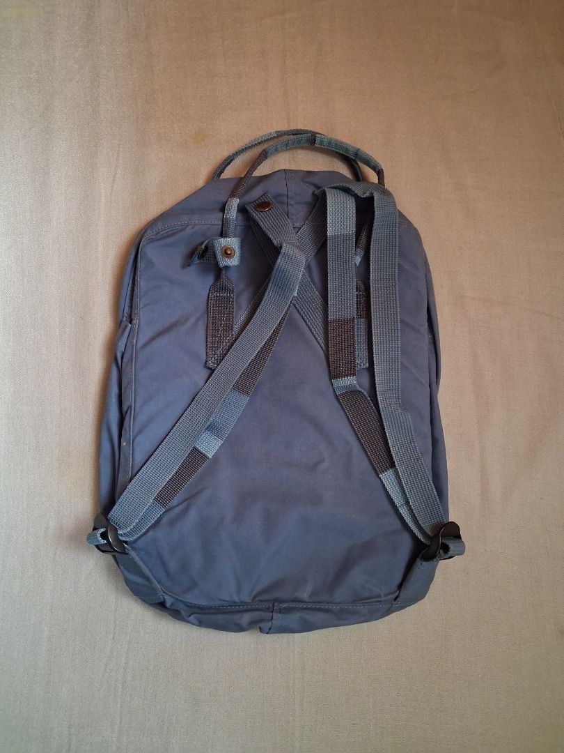 Kanken classic backpack (Category: Backpacks) located in Quezon City. Submitted by threeleggeddog (Listing ID 1468844395, Image 2). Description: pre-loved 7.5/10 condition blue color.