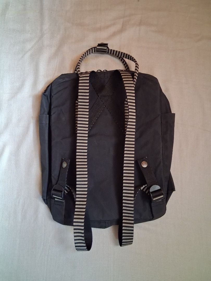 Kanken classic backpack (Category: Backpacks) located in Quezon City. Submitted by threeleggeddog (Listing ID 1468845158, Image 2). Description: pre-loved 9/10 condition black/grey color.