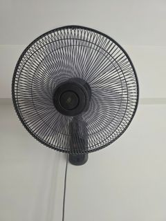 (Category: ) located in . Submitted by alvintan888111 (Listing ID 1468787676, Image 1). Description: .