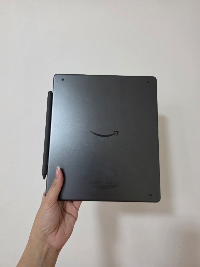 Kindle Scribe 2022 (Cosmetic issue) (Category: E-Readers) located in Bulacan. Submitted by chrstnmyyt (Listing ID 1468853129, Image 2). Description: ❤️ Kindle Scribe 2022 ‼️Price: 9,500php‼️ Refurbished: NO Condition: with cosmetic flaws on the screen and bezel as seen on the photo. all in all 100% working. Storage: 16gb Ad Supported: NO Ads Unit Country: US RFS: Resell Inclusions: Moko Flip Case. Unit. Premium Pen. .