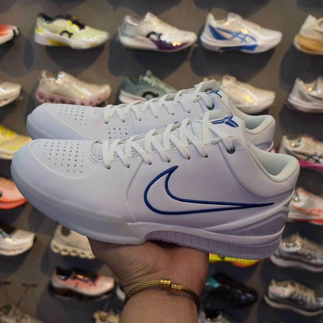 Kobe 4 Protro 🛒 (Category: Sneakers) located in Manila. Submitted by josier_181 (Listing ID 1468883976, Image 3). Description: Available now Ma'am/Sir Pm for more details Your order via lalamove COD or GCASH payment. Kung anong nasa post ko po yun po mismo ang dadating na item sa inyo 💯 Good quality and condition Thank you and God bless Womens Size Guide 5US - 36 EU/FR - 22CM 6US - 37 EU/FR - 23CM 6.5US - 37.5 EU/FR - 23.5CM 7US - 38 EU/FR - 24