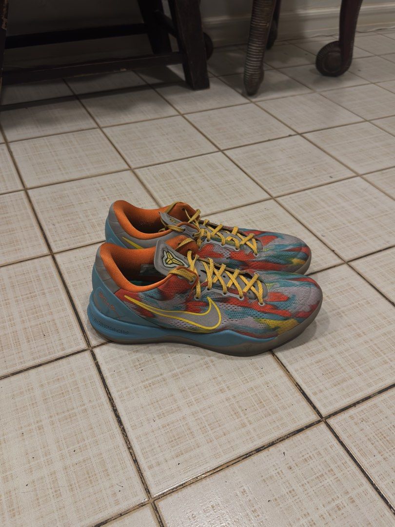 Kobe 8 Venice Beach (Category: Casual Shoes) located in Manila. Submitted by paposnkr (Listing ID 1468867543, Image 2). Description: No box, Bought from the plug : Snkrboutiqe Slightly Negotiable .