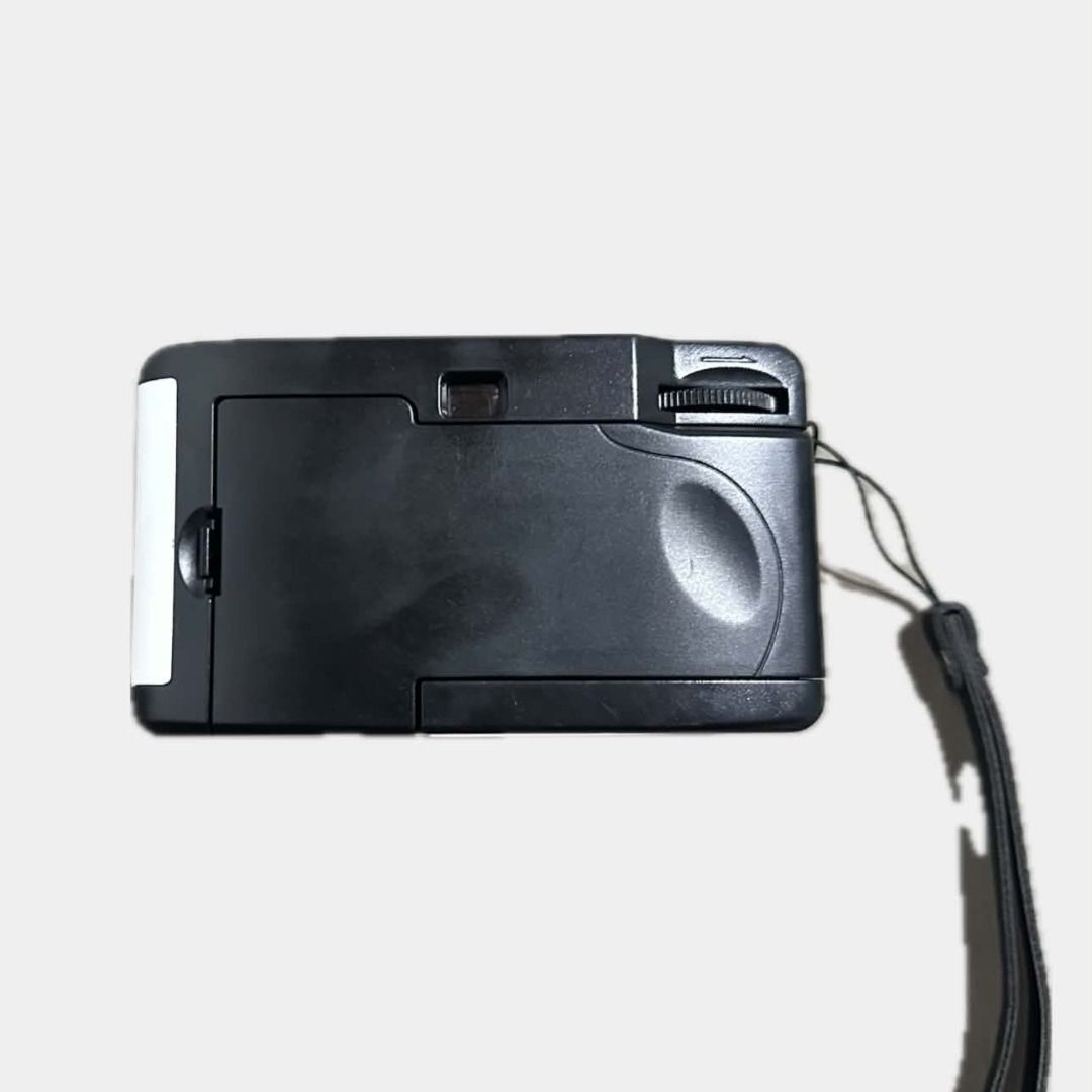 Kodak i60 35mm film camera (Category: Cameras) located in Paranaque City. Submitted by annvzsn (Listing ID 1468797175, Image 3). Description: Color: sky blue/white Bought in: JPN (physical store) Condition: well used Details: - Ideal for beginners and film photography - Reusable film camera - Simple point-and-shoot operation Inclusions: - AA battery - Wrist strap ♡ Not so sure if the flash is working, replaced the old battery with a new one but I