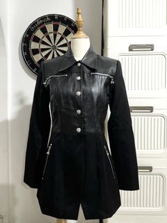 (Category: ) located in . Submitted by thechobecloset (Listing ID 1468822810, Image 1). Description: .
