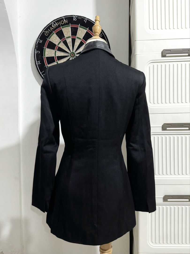Korean Style Leather Coat (Category: Coats, Jackets and Outerwear) located in Manila. Submitted by thechobecloset (Listing ID 1468822810, Image 3). Description: FIX PRICE Size: S-M Thrifted.