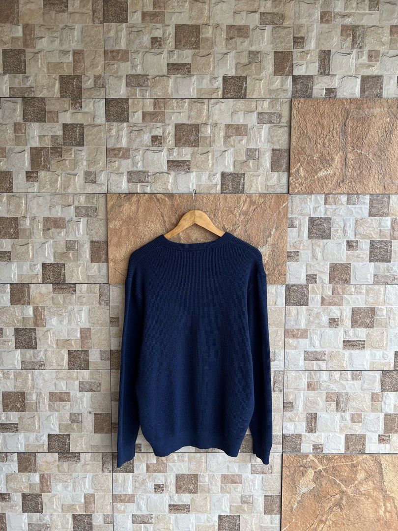 LACOSTE - WAFFLE TEXTURE SWEATER (Category: Coats, Jackets and Outerwear) located in Bacolod City. Submitted by timelessbyjosh (Listing ID 1468827144, Image 3). Description: BEST FOR CASUAL & COZY OUTFITS SIZE : FR 4 / MEDIUM ACTUAL COLOR : DARK BLUE COLOR RATE : 10 OUT OF 10 CONDITION : NEAR NEW MATERIAL : MADE IN : FLAWS : REMOVED WASH TAG ( GUARANTEED AUTHENTHIC ) DIMENSIONS LENGTH - 27 WIDTH ( ARMPIT TO ARMPIT ) - 24 SHOULDER TO SHOULDER - 22