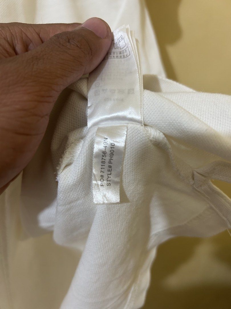 Lacoste Slim Fit Polo Shirt (Category: Tshirts & Polo Shirts ) located in Alicia. Submitted by sammyviloria (Listing ID 1468825078, Image 3). Description: .