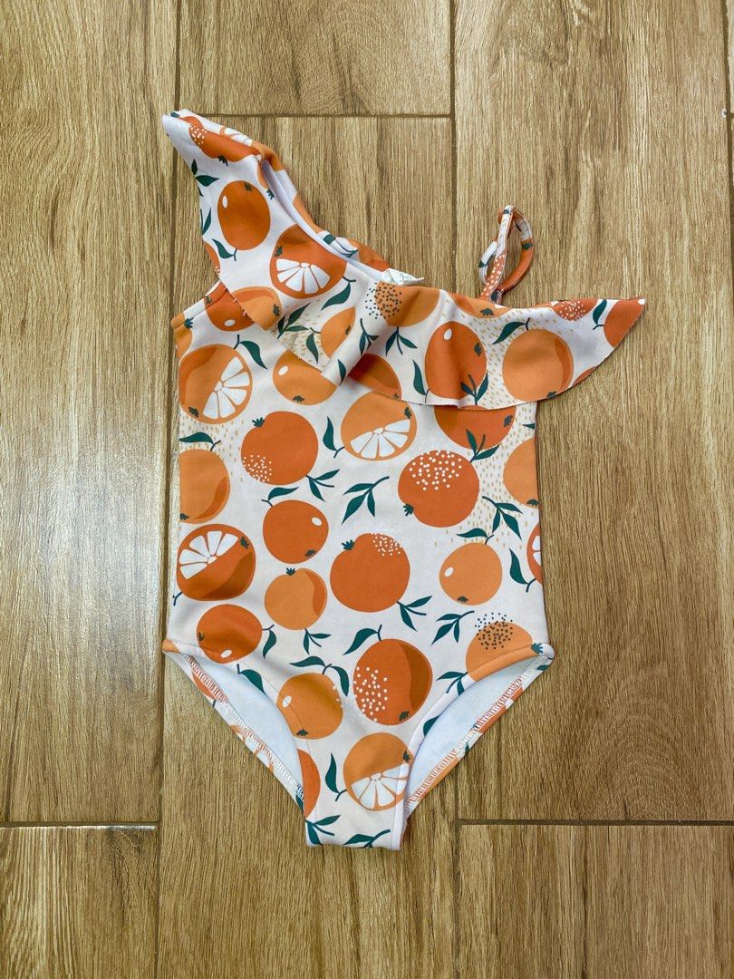 Laila & Lyra swimsuit s2 Runs big (Category: Babies & Kids Fashion) located in Dagupan City. Submitted by lejgumiran07 (Listing ID 1468800123, Image 1). Description: Size 2 but can fit up to 4-5 yo petite. You can ask me regarding its measurement. .