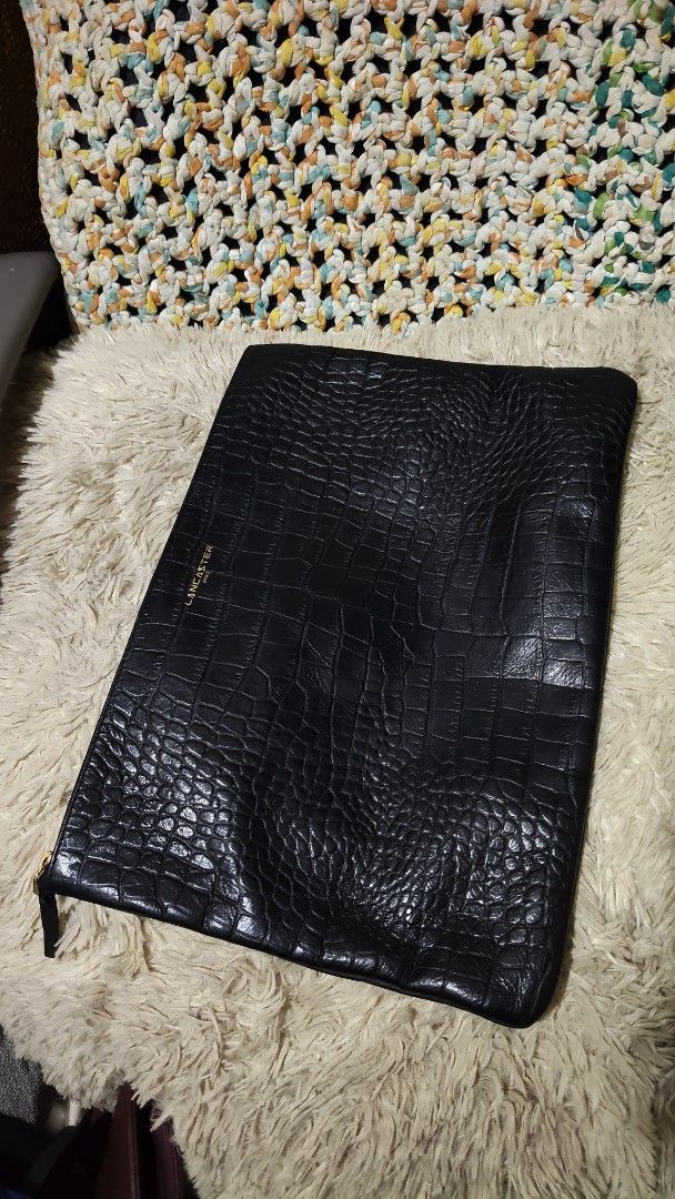 Lancaster (Category: Purses & Pouches) located in Cebu City. Submitted by lumaynojes00490 (Listing ID 1468809651, Image 3). Description: good condition genuine leather .