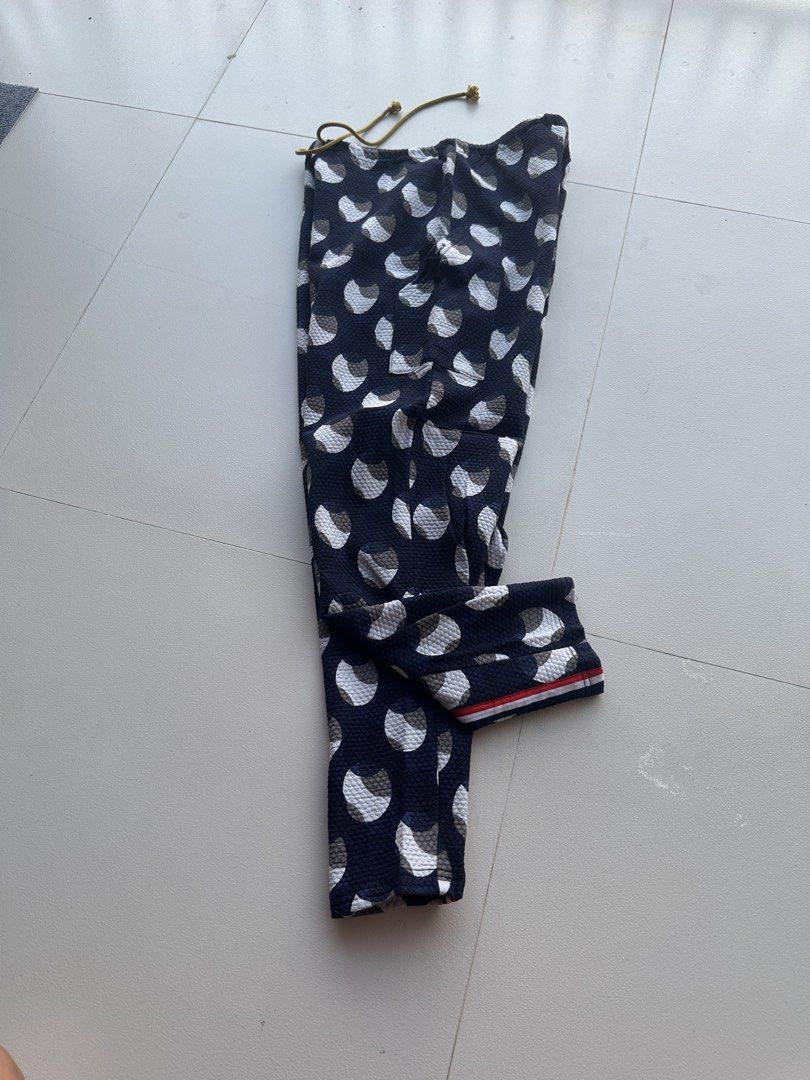Le coq X sousou collab bicycle pant (Category: Bicycles) located in Angeles City. Submitted by royal_vintage_thriftshop (Listing ID 1468784338, Image 3). Description: MADE IN JAPAN HAND MADE PANTS NO ISSUE VERY GOOD CONDITION M (Waist: 70–96, Hip: 110, Rise: 34, Thigh: 33, Leg Opening: 66, Hem Width: 13 cm).