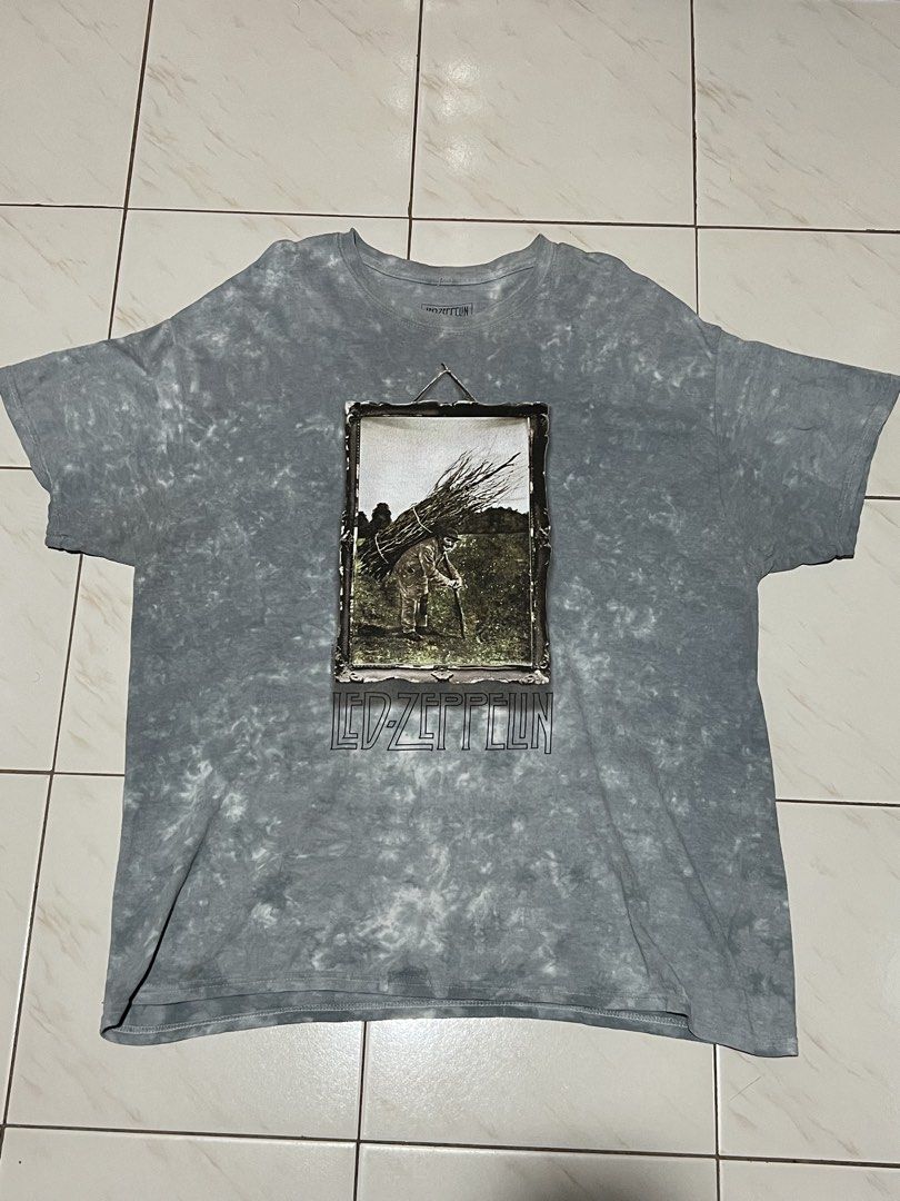 Led Zeppelin Tie Dye Shirt (Category: Tshirts & Polo Shirts ) located in Cabuyao City. Submitted by kenzythrift_ (Listing ID 1468724012, Image 1). Description: Led Zeppelin Tie Dye T Shirt size XL on tag actual dimes: W: 23.5 L: 29.5 Issue: last pic (minimal crackprints) 650 FREESHIP.