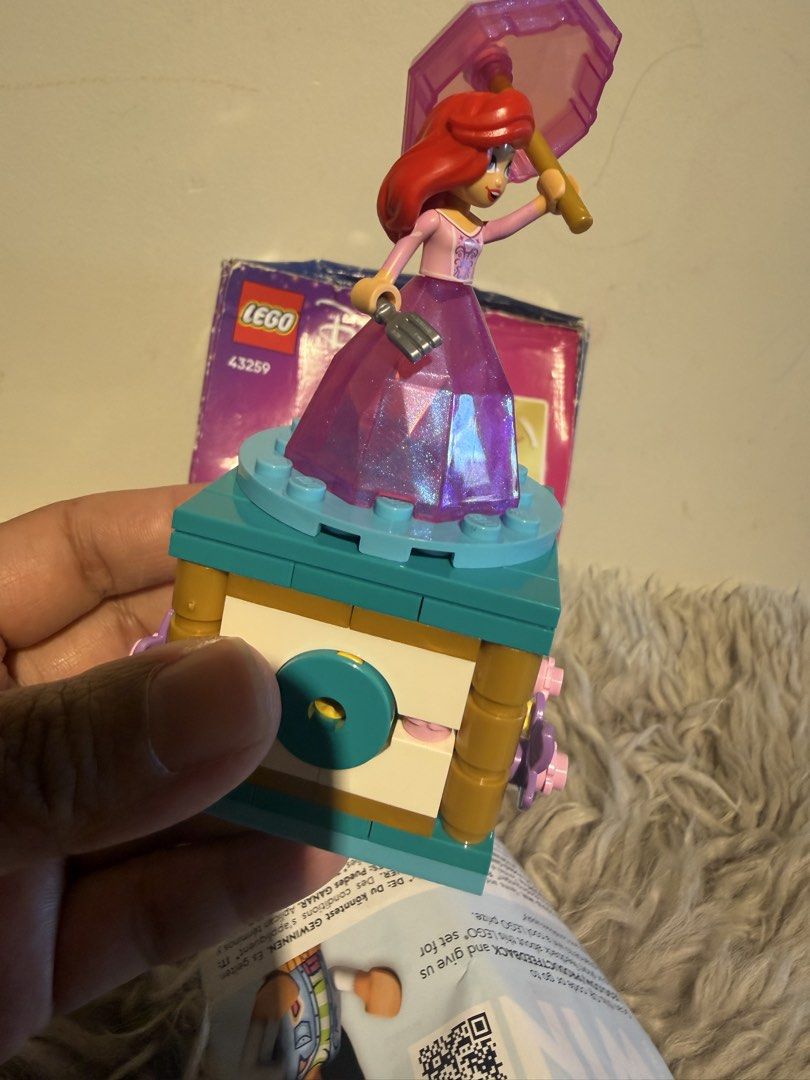 Lego (Category: Designer & Blind Box Toys) located in La Trinidad. Submitted by reeze_24 (Listing ID 1468757521, Image 3). Description: .
