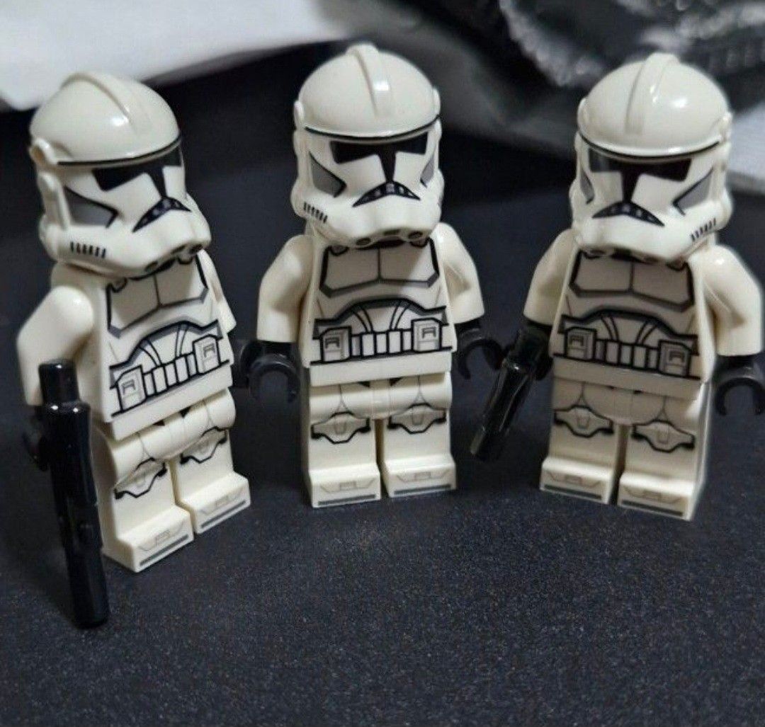 LEGO Star Wars - Clone trooper phase 2 minifigure (Category: Lego & Building Sets) located in San Juan City. Submitted by mamba_collectibles (Listing ID 1468925917, Image 1). Description: LEGO Star Wars Clone Trooper (Phase 2) Minifigure - Brand new, opened onced but sealed again - 10/10 condition: no discoloration or damage - Model SW1319 3 pieces available, 300 each Get all 3 for P800 or get 1pc for 300 looking to complete your clone trooper ar