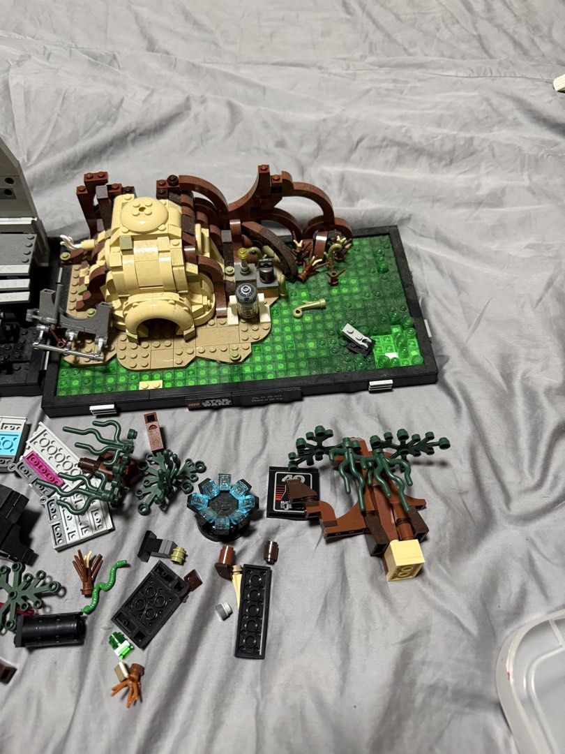 lego star wars set as is (Category: Figurines & Statues) located in Quezon City. Submitted by whatthehellywhatthehalleberry (Listing ID 1468847936, Image 3). Description: wysiwyg as is loc: qc.