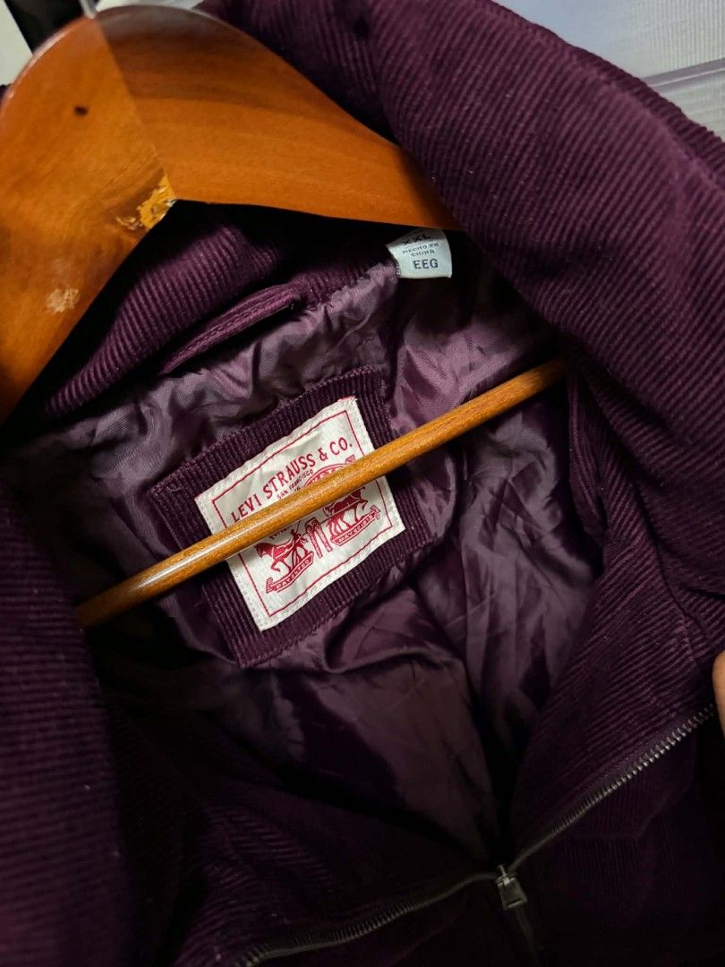 Levi Strauss Corduroy Puffer Jacket (Category: Coats, Jackets and Outerwear) located in Cavite. Submitted by naiv.wardrobe_studioco. (Listing ID 1468734719, Image 2). Description: FOR SALE Levis Corduroy Puffer Jacket rare color 10/10 color rate W - 26 L - 28 smooth zippers no issue price 1,200 📍GMA, Cavite 🚚 via JNT nationwide or Lalamove.