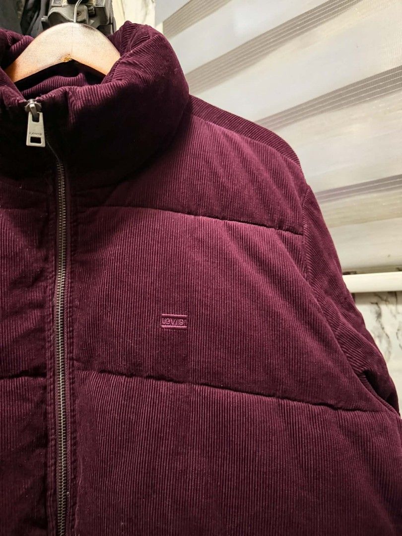 Levi Strauss Corduroy Puffer Jacket (Category: Coats, Jackets and Outerwear) located in Cavite. Submitted by naiv.wardrobe_studioco. (Listing ID 1468734719, Image 3). Description: FOR SALE Levis Corduroy Puffer Jacket rare color 10/10 color rate W - 26 L - 28 smooth zippers no issue price 1,200 📍GMA, Cavite 🚚 via JNT nationwide or Lalamove.