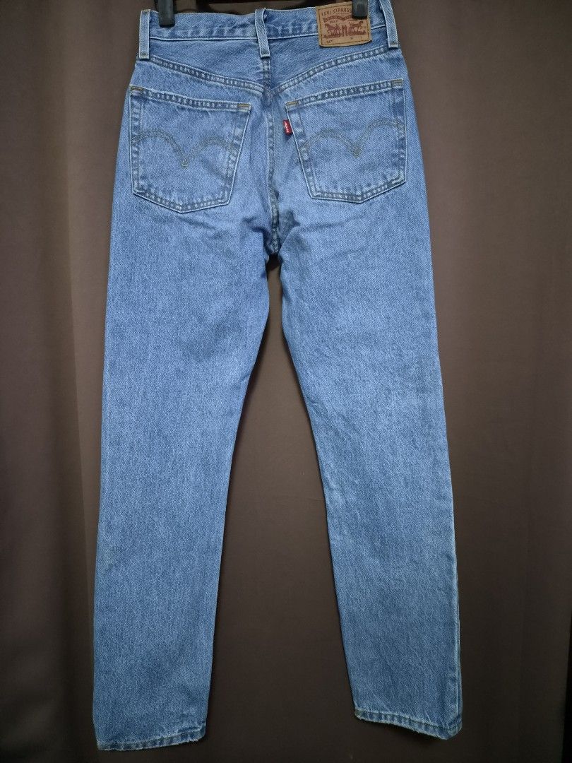 Levi's 101 Denim Jeans 24 (Category: Jeans) located in Malolos. Submitted by aemcloset (Listing ID 1468868374, Image 2). Description: size 24 rise 10ŵ lenght 39 hard denim.
