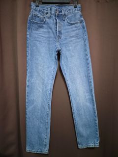 (Category: ) located in . Submitted by aemcloset (Listing ID 1468868374, Image 1). Description: .