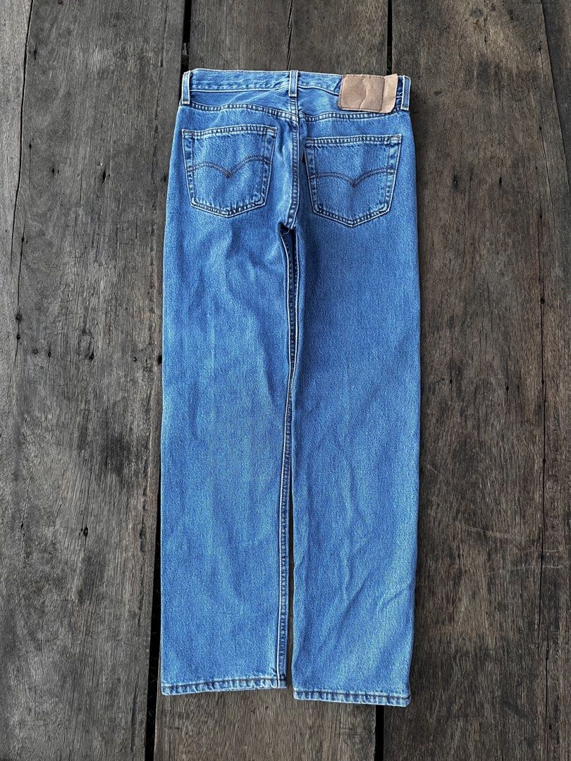 Levi’s 501 (Category: Jeans) located in Mapandan. Submitted by thriftyfits.670 (Listing ID 1468812725, Image 2). Description: levi’s 501 32 waist 41 length 12 thigh 8 hem .