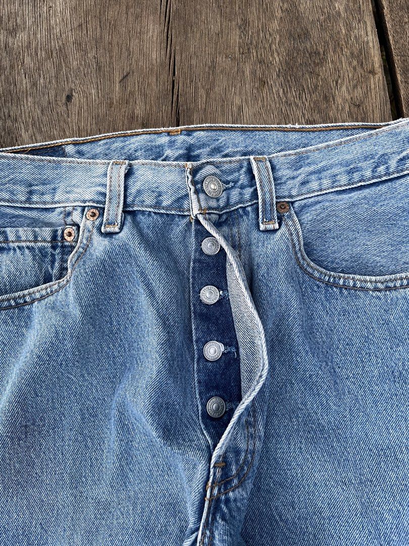 Levi’s 501 (Category: Jeans) located in Mapandan. Submitted by thriftyfits.670 (Listing ID 1468812725, Image 3). Description: levi’s 501 32 waist 41 length 12 thigh 8 hem .
