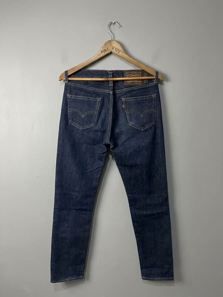 Levi’s 511 Rigid Indigo Ext. Black Patch Size W30 L32 (Category: Jeans) located in Cainta. Submitted by mackoyclassicfinds (Listing ID 1468865664, Image 2). Description: Levi’s 511 Rigid Indigo Ext. Black Patch Size W30 L32 Waist 30-31 inch Length 41 inch Hem 6 ¾ inch Excellent Condition ₱1,850 + SF 📍Cainta Rizal Direct Message lang sa interesado.