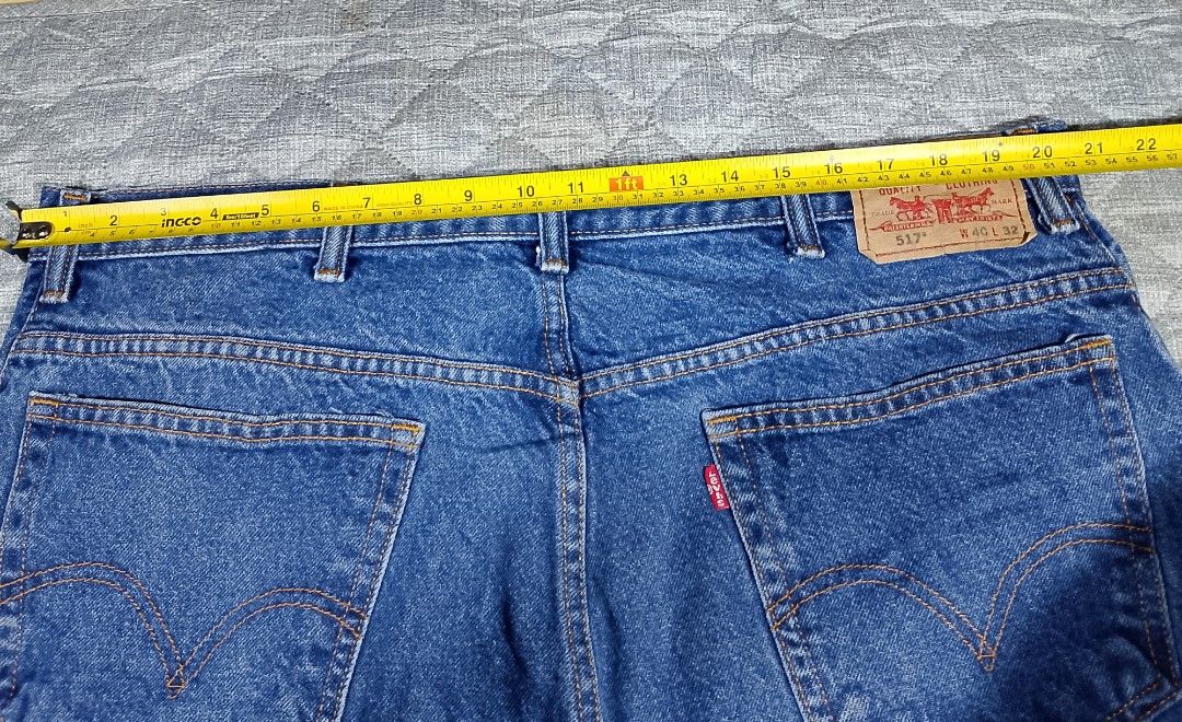 Levi's 517 boot cut size 40 (Category: Jeans) located in Cadiz. Submitted by comradstuff (Listing ID 1468930262, Image 3). Description: Levi's black 550 size 40 waist 40-41" length 44".