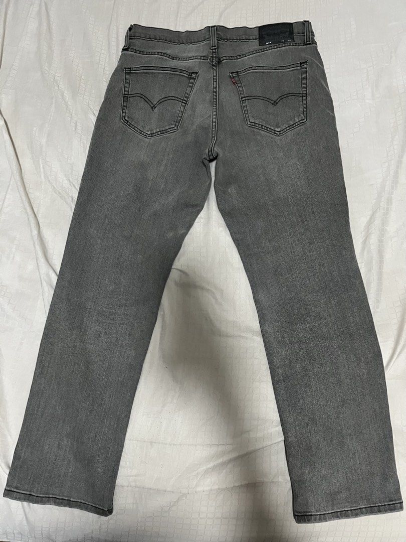 Levi's 541 Athletic Fit Jeans Grey (Category: Jeans) located in Manila. Submitted by chococoffeeboy (Listing ID 1468843029, Image 3). Description: Levi's 541 Gray Athletic Fit Waist 34” Length 38.5” Hem 7.5” - Color: Grey with slight fading - Material: Waterless denim collection (Made in Pakistan) - Details: Classic 5-pocket styling, zip fly, button closure, leather back patch, and iconic red tab - Condition: Pre-owned with minor, natural fading 