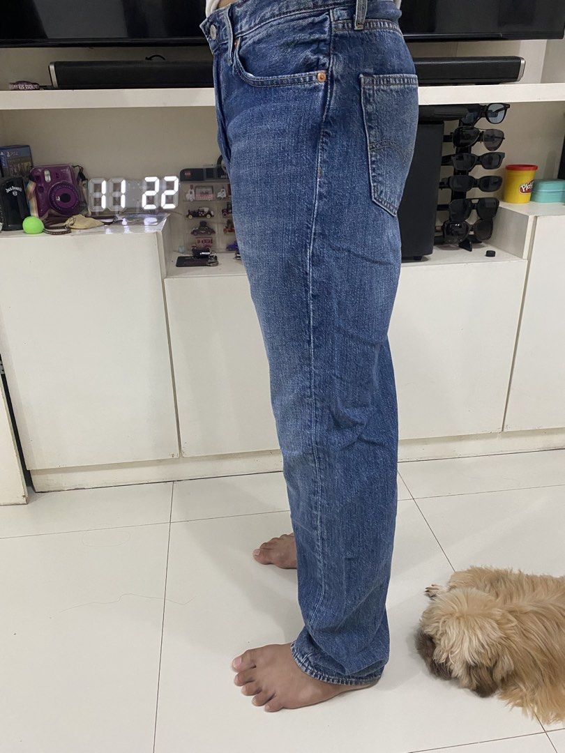 Levis 568 w28 L32 premium (Category: Jeans) located in Santa Maria. Submitted by jordangail (Listing ID 1468764590, Image 3). Description: Levis lot568 w28 L32 Actual waistline 30 Actual length 42 Hem 7.5 Malambot tela Premium Excellent No issue Mine na Gcash Lbc Jnt God bless.