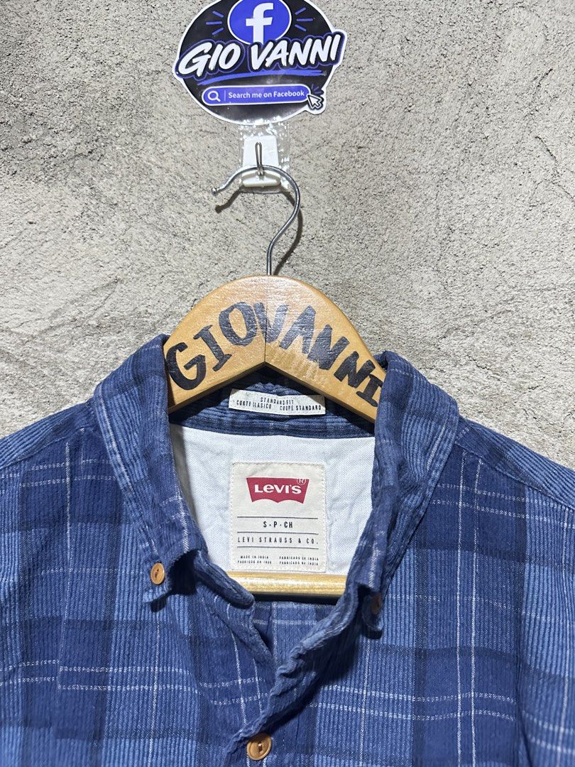 Levis checked long-sleeve button-down (Category: Tshirts & Polo Shirts ) located in Ozamiz City. Submitted by quick_done_deals (Listing ID 1468870263, Image 2). Description: 🛒 ** Levis checked long-sleeve button-down** 💯 Excellent Condition 📐 Dimes: L26xW20 (M) 🔍 Issue: None 🎨 Color Rate: 9.5 / 10.