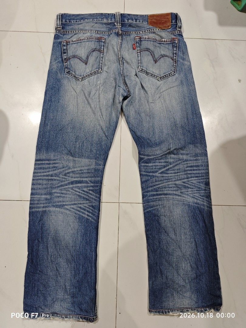 Levi's jeans pants (Category: Activewear) located in Mexico. Submitted by josephnuqui1980 (Listing ID 1468763234, Image 2). Description: Levis 523 34Wx32 No pinhole goood condition.