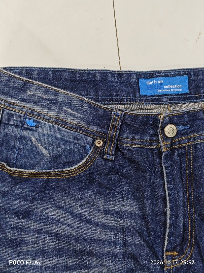 Adidas Jeans Pants Origina (Category: Activewear) located in Mexico. Submitted by josephnuqui1980 (Listing ID 1468765286, Image 3). Description: adidas Originals denim jeans, straight cut 34Wx34L No issue goo condition.