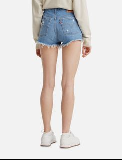 (Category: ) located in . Submitted by saucycloset (Listing ID 1468766245, Image 1). Description: .