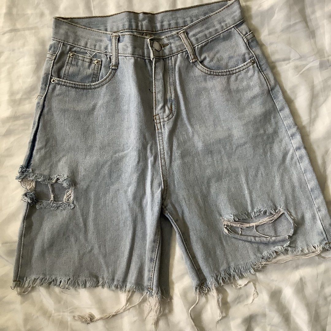 Light Denim Ripped Style Jorts (Category: Shorts) located in Cavite. Submitted by kbyshe_catalog (Listing ID 1468857273, Image 2). Description: w: 25 l: 17 inches ripped style (raw/tattered hem).