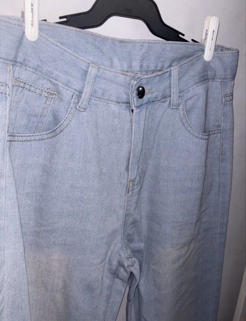 Light Wash Denim Jeans (Category: Jeans) located in General Trias. Submitted by r_bimil (Listing ID 1468724429, Image 3). Description: Light Wash Denim Jeans for sale!.