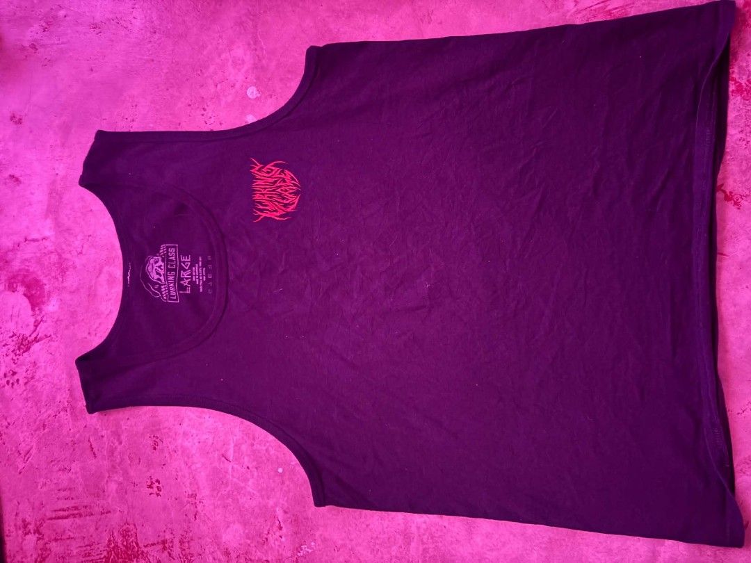 LIRKIN CLASS TANKTOP (Category: Tshirts & Polo Shirts ) located in Santiago. Submitted by cyrone504 (Listing ID 1468846843, Image 2). Description: L ON TAG 10/10 COLOR AND CONDI.