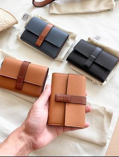 (Category: ) located in . Submitted by japanandsingaporeluxepreloved (Listing ID 1468726672, Image 1). Description: .
