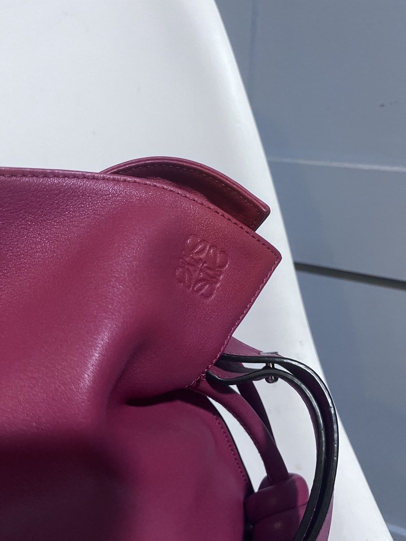 Loewe (Category: Tote Bags) located in Dagupan City. Submitted by calmocean-f675cc (Listing ID 1468865609, Image 3). Description: Loewe Flamenco Tassel 22 Crossbody bag Color red Good as new condition With code 4999 only add sf .